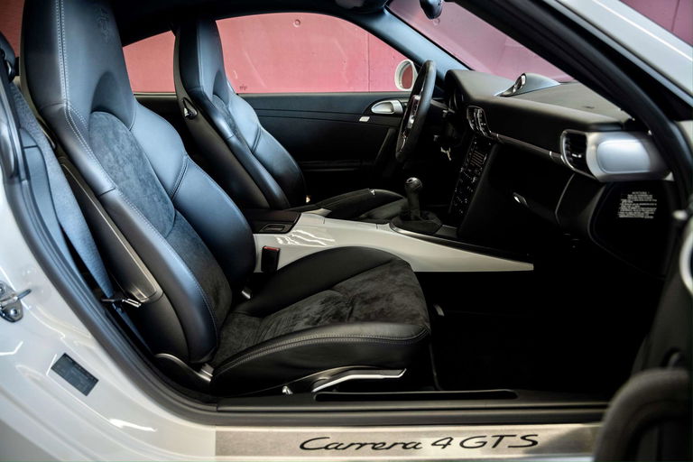 Porsche 997.2 Carrera 4 GTS