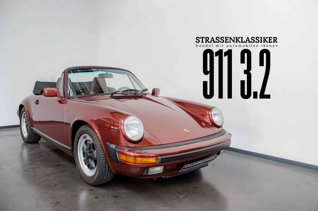 Porsche 911 Carrera 3.2 (US)