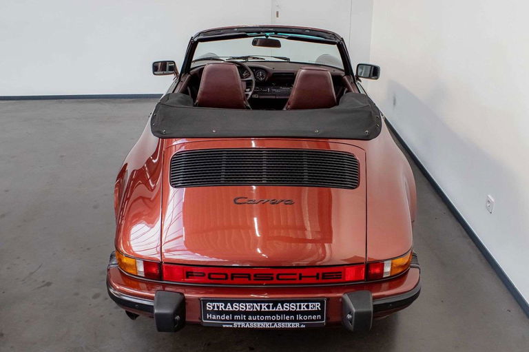 Porsche 911 Carrera 3.2 (US)