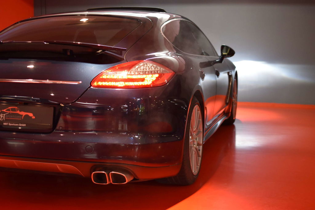 Porsche Panamera Turbo S