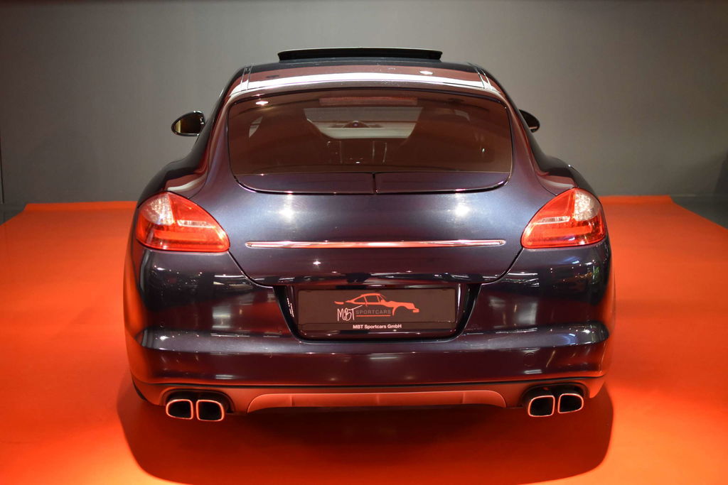 Porsche Panamera Turbo S