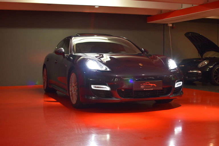 Porsche Panamera Turbo S
