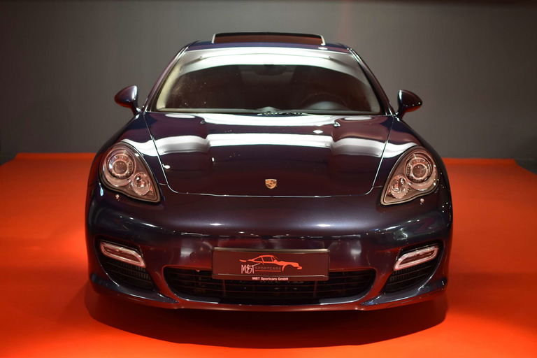 Porsche Panamera Turbo S