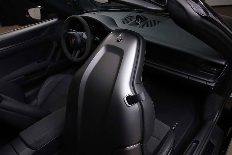 Porsche 992 Targa 4 GTS