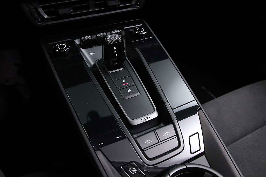 Porsche 992 Targa 4 GTS