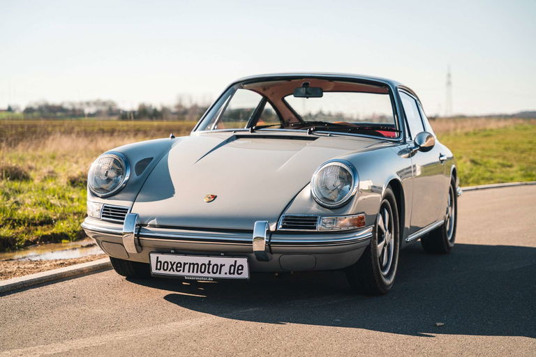Porsche 911 T