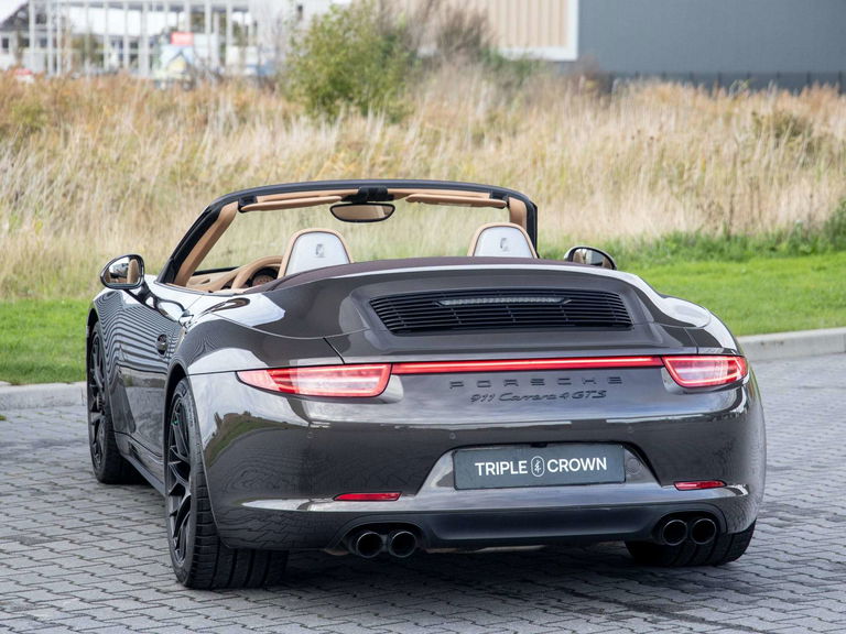 Porsche 991 Carrera 4 GTS