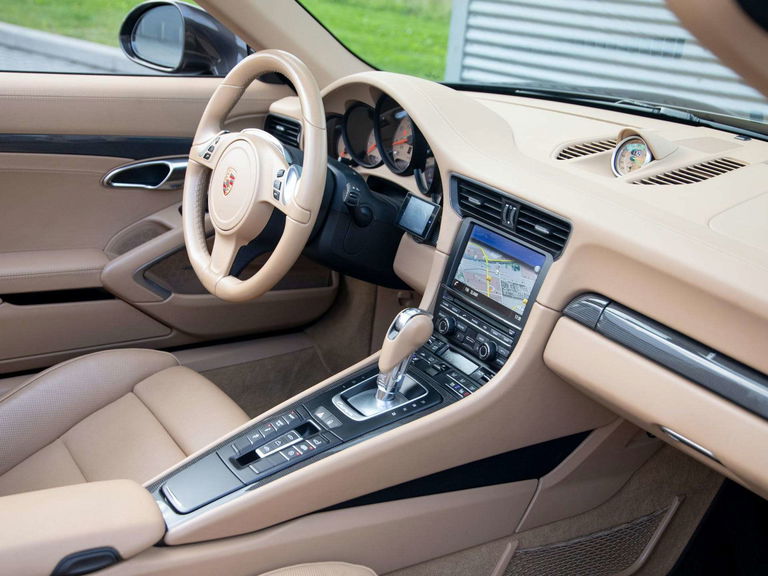 Porsche 991 Carrera 4 GTS