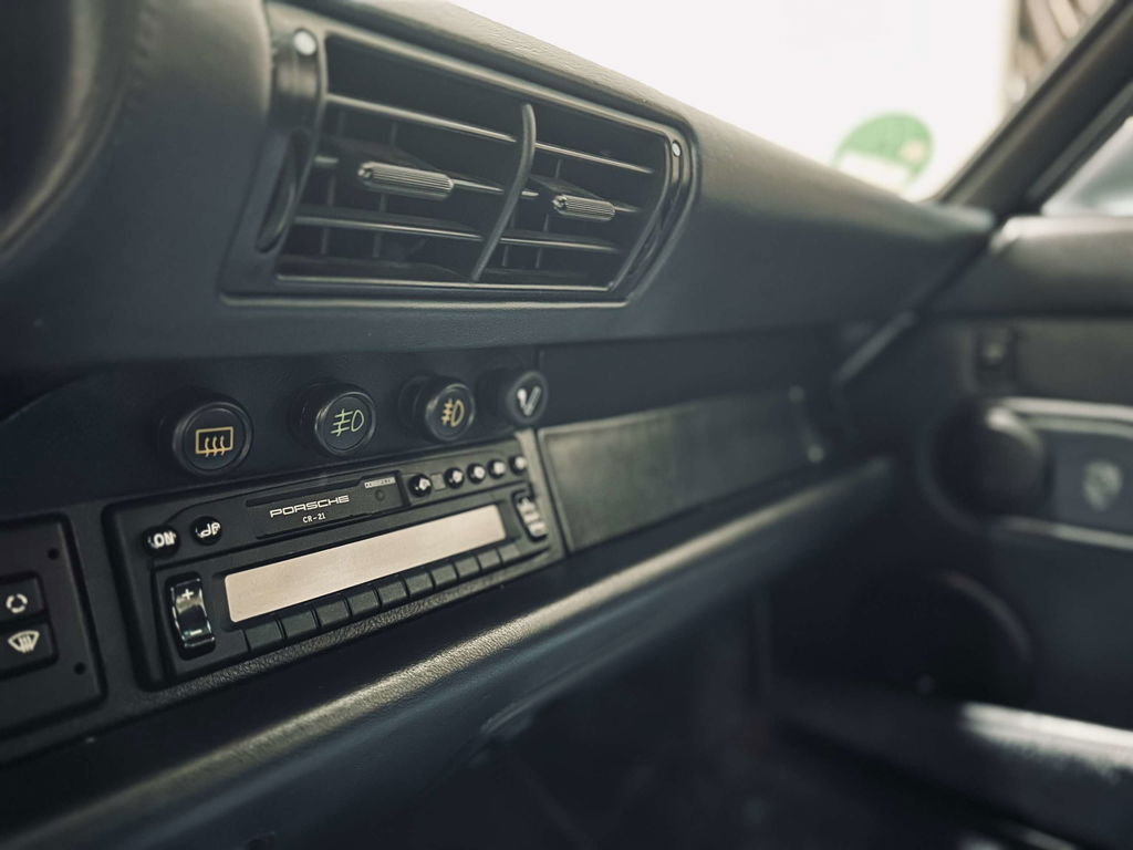 Porsche 964 Carrera 2 Cabrio WTL