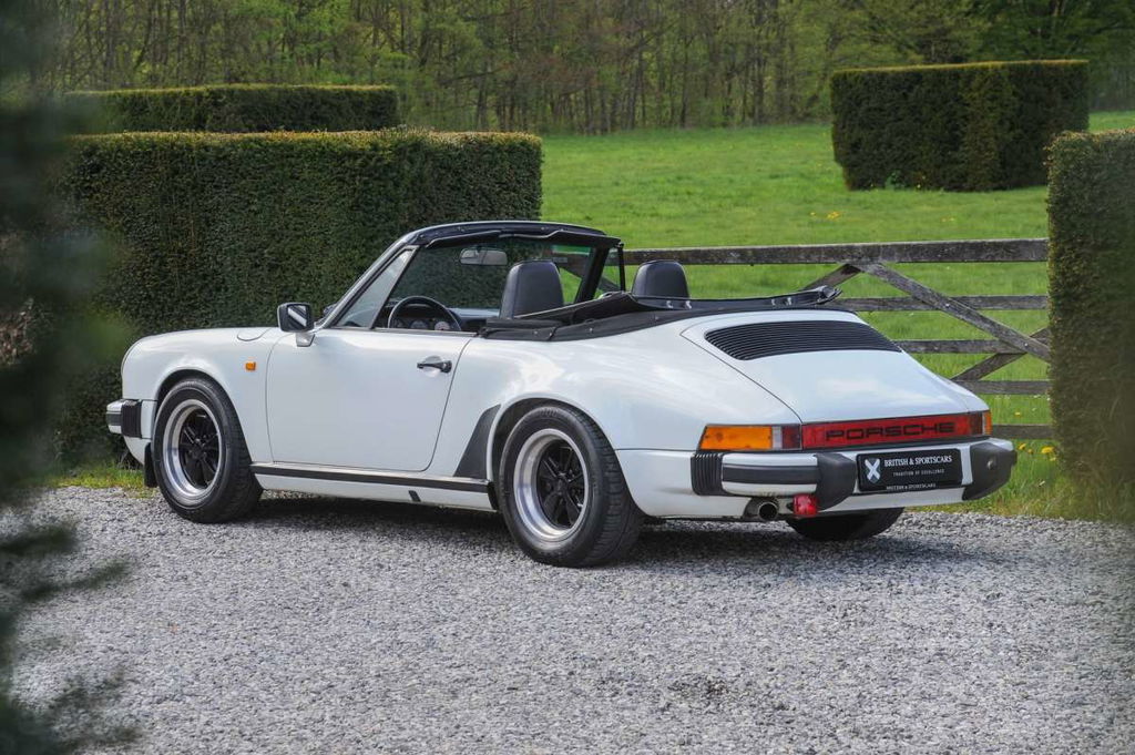 Porsche 911 Carrera 3.2