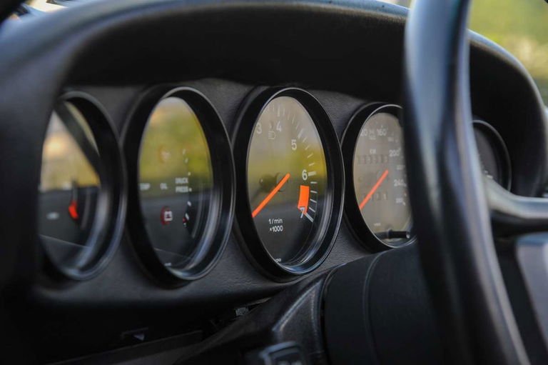 Porsche 911 Carrera 3.2