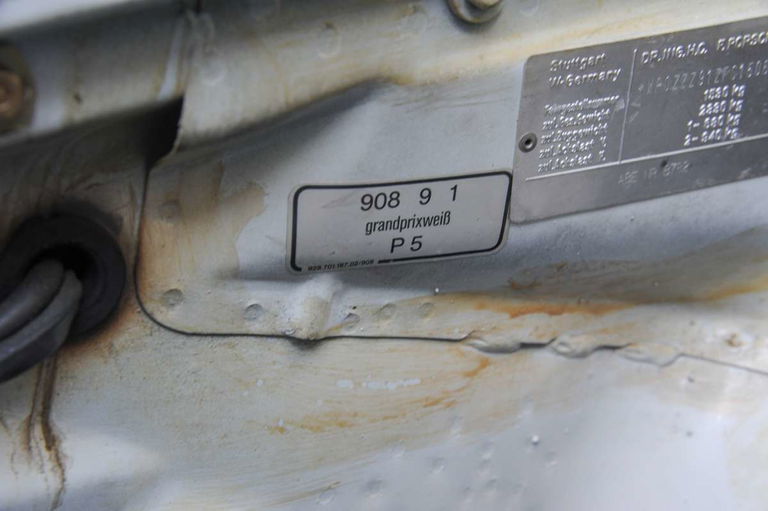 Porsche 911 Carrera 3.2