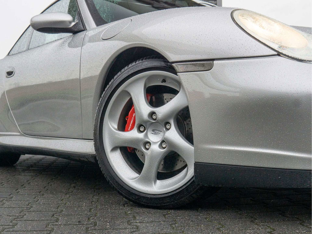 Porsche 996 Carrera 4S