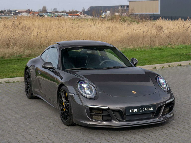 Porsche 991.2 Carrera GTS