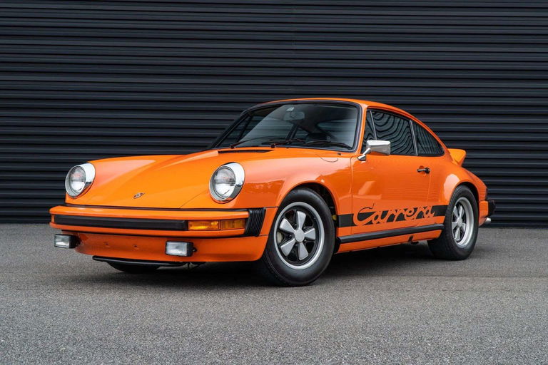 Porsche 911 Carrera 