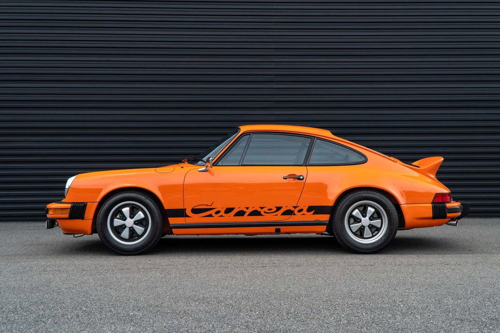Porsche 911 Carrera (US)