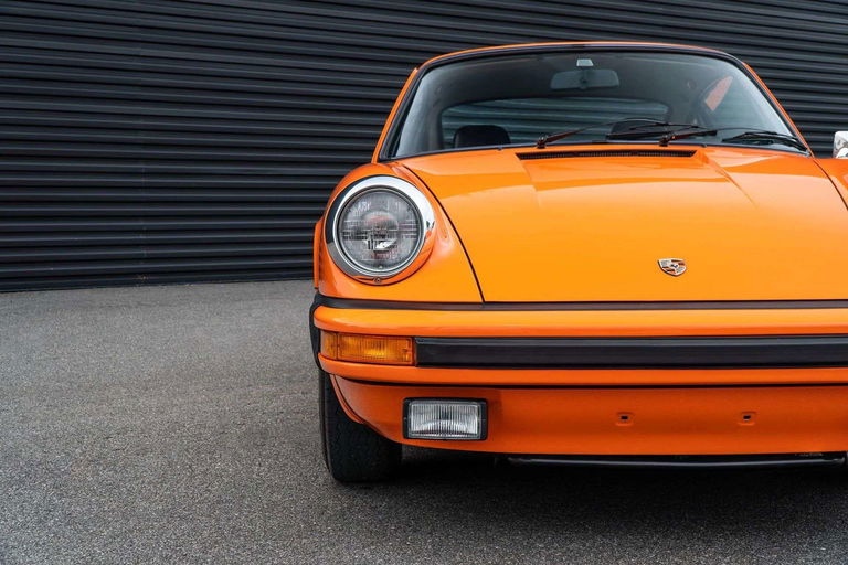 Porsche 911 Carrera (US)