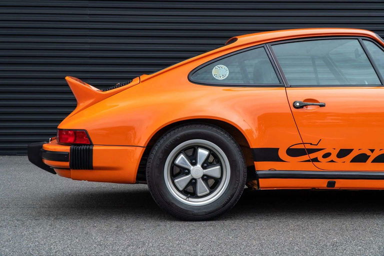 Porsche 911 Carrera (US)