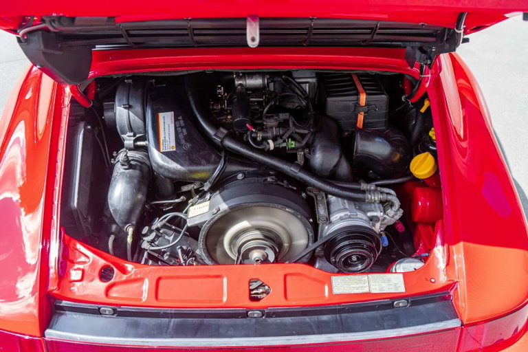 Porsche 964 Carrera 4