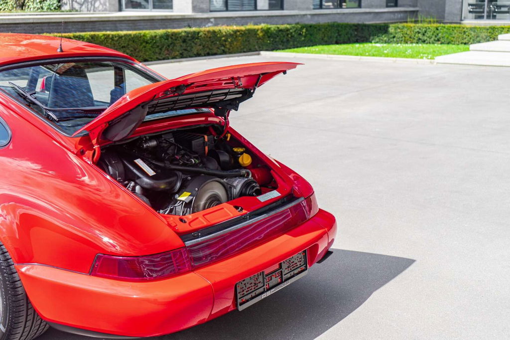 Porsche 964 Carrera 4