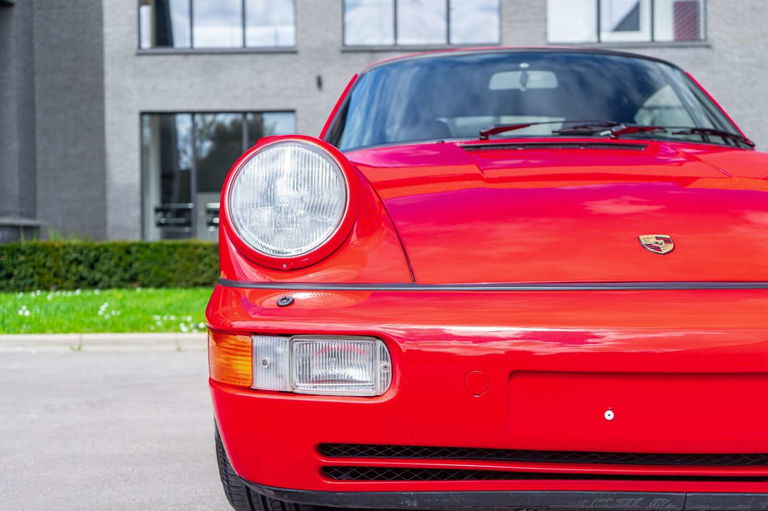 Porsche 964 Carrera 4