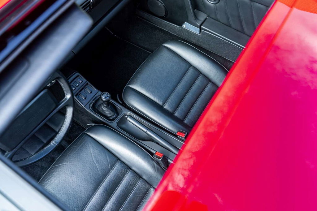 Porsche 964 Carrera 4