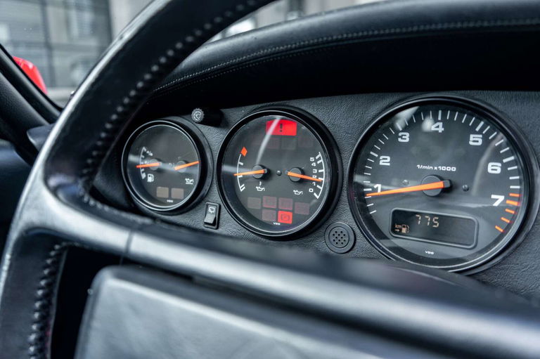 Porsche 964 Carrera 4