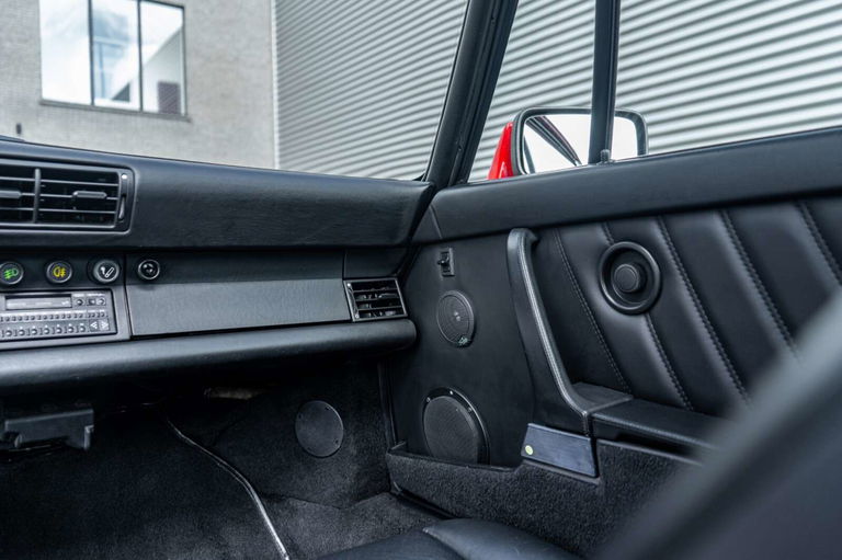 Porsche 964 Carrera 4