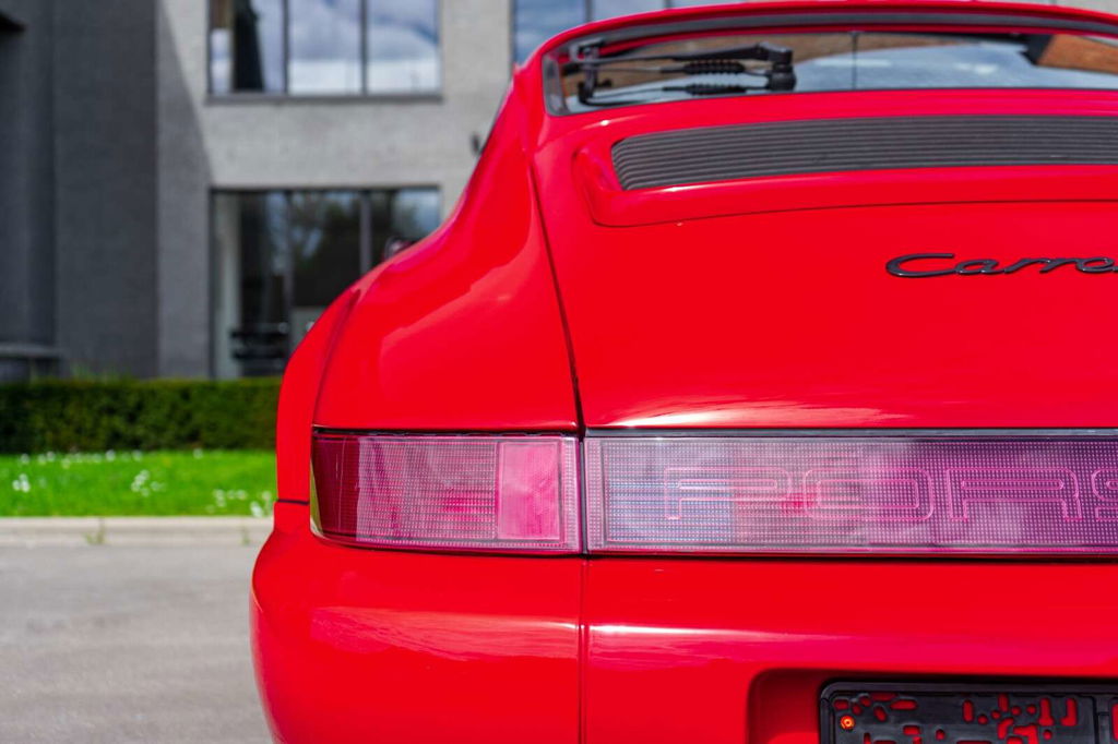 Porsche 964 Carrera 4