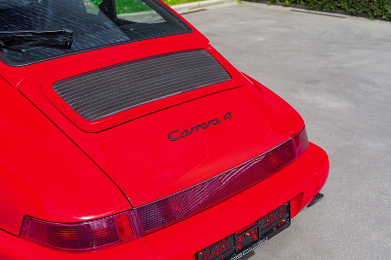 Porsche 964 Carrera 4