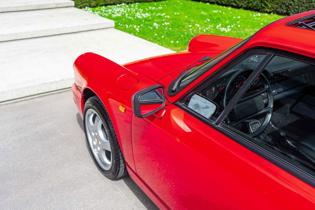 Porsche 964 Carrera 4