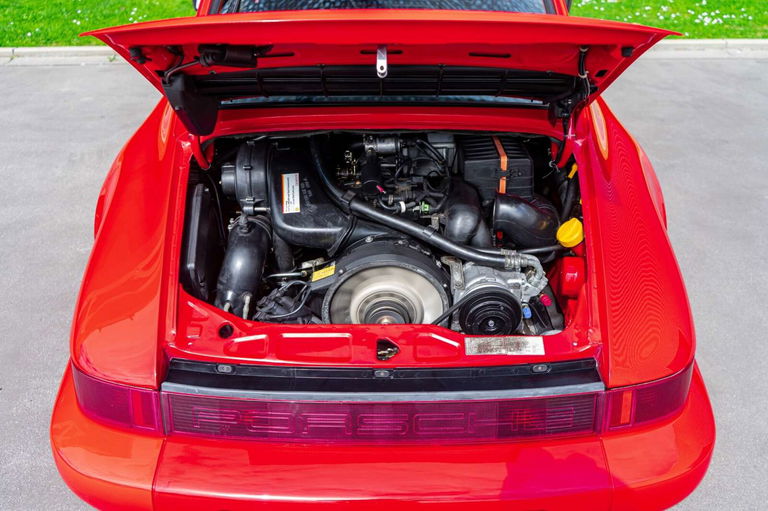 Porsche 964 Carrera 4