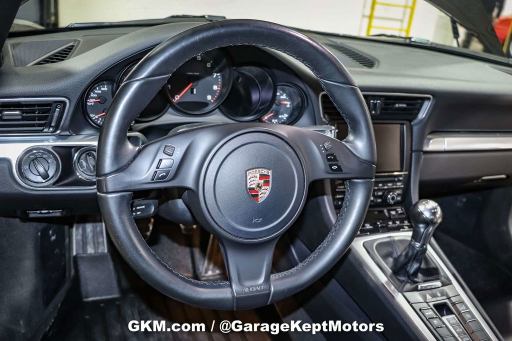 Porsche 991 Carrera 4