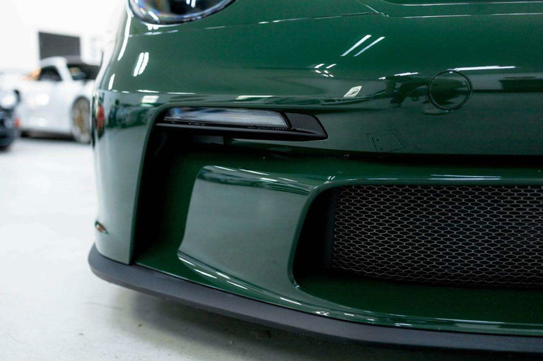 Porsche 992 GT3 Touring