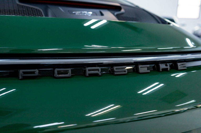 Porsche 992 GT3 Touring