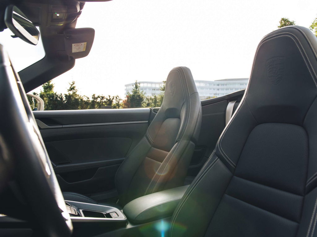 Porsche 992 Carrera 4S