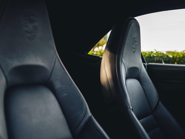 Porsche 992 Carrera 4S