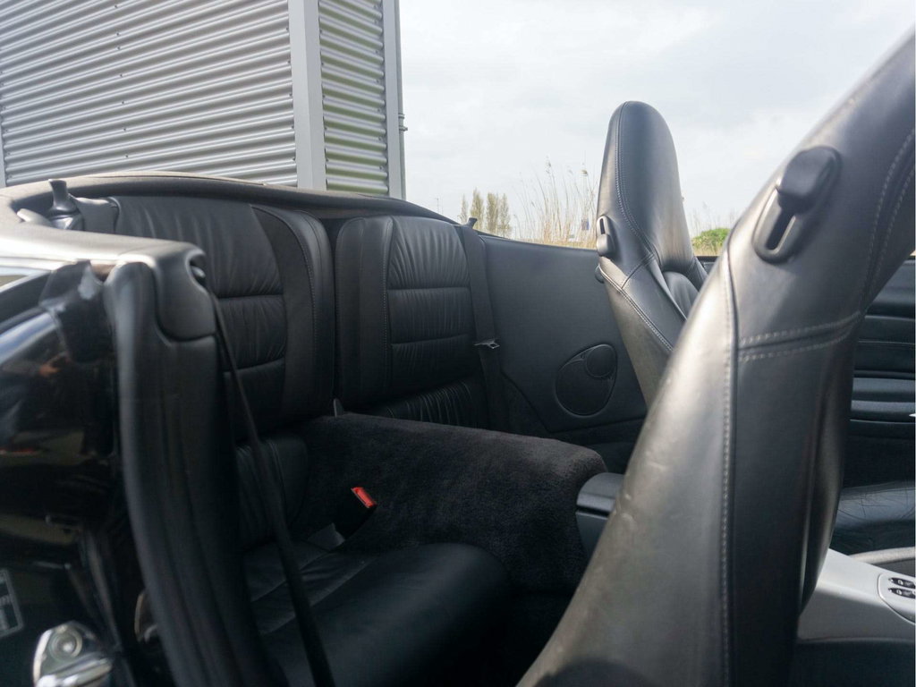 Porsche 996 Carrera 4