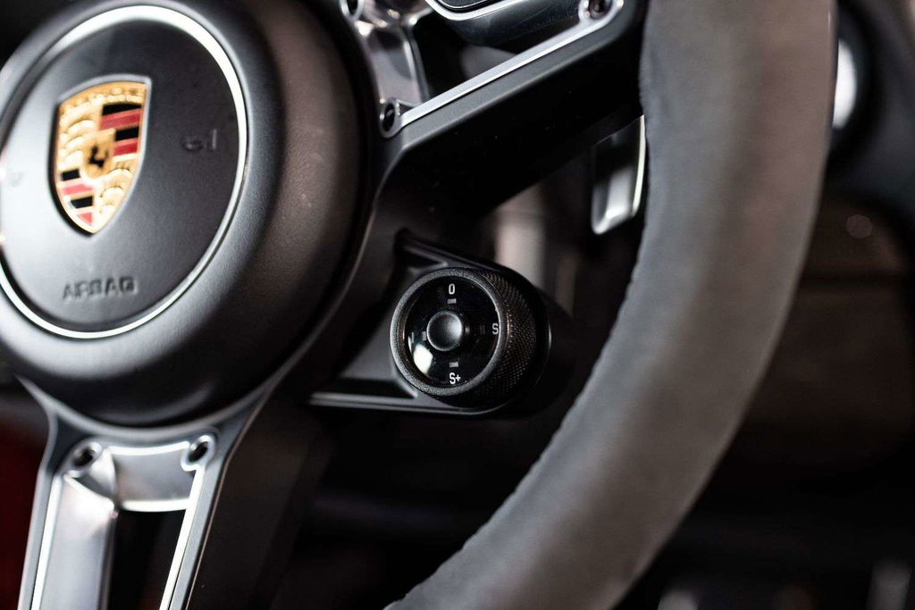 Porsche 991.2 Carrera 4 GTS