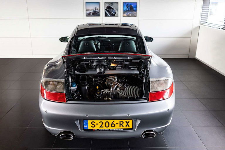 Porsche 996 Carrera 4S