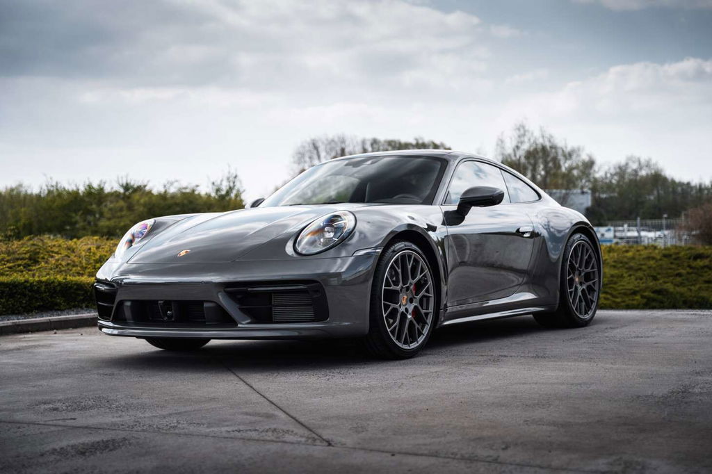 Porsche 992 Carrera 4S