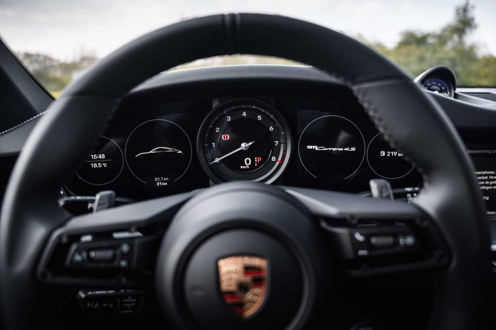 Porsche 992 Carrera 4S