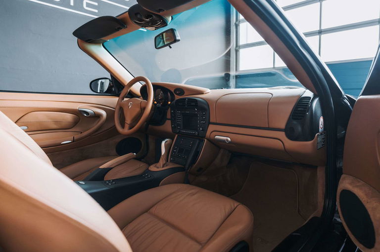 Porsche 996 Carrera 4S