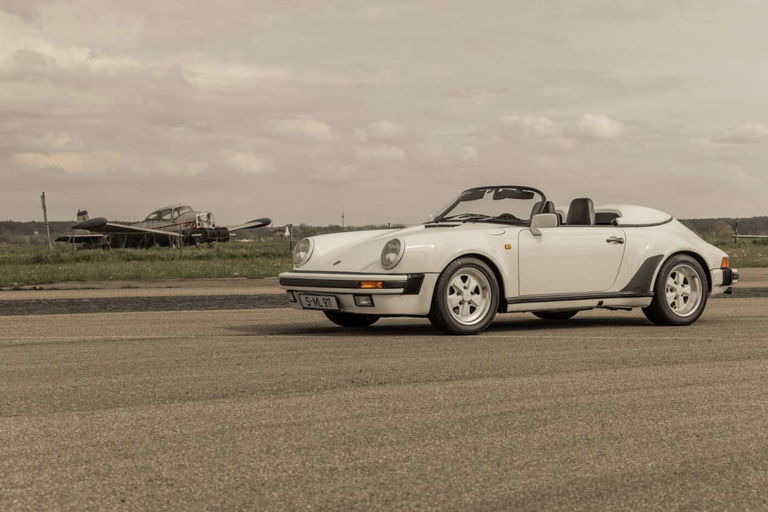 Porsche 911 Carrera 3.2 Speedster