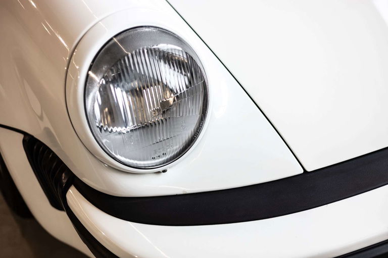 Porsche 911 Carrera 3.2 Speedster