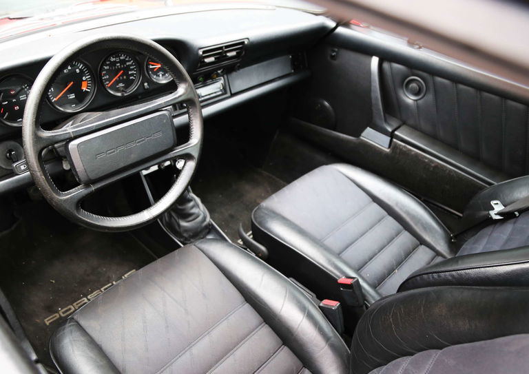 Porsche 911 Carrera 3.2