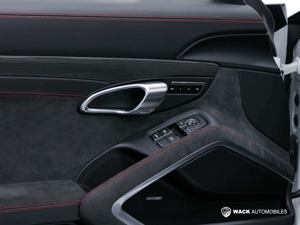 Porsche 991.2 Carrera GTS