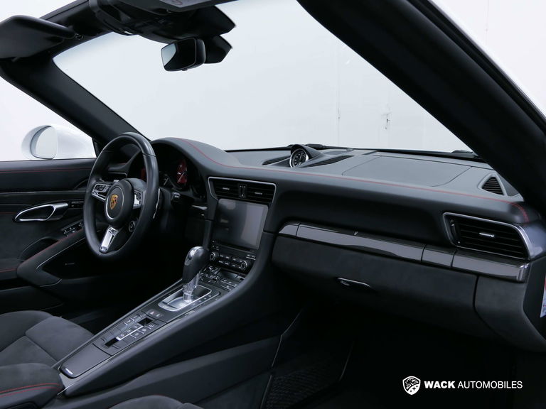 Porsche 991.2 Carrera GTS