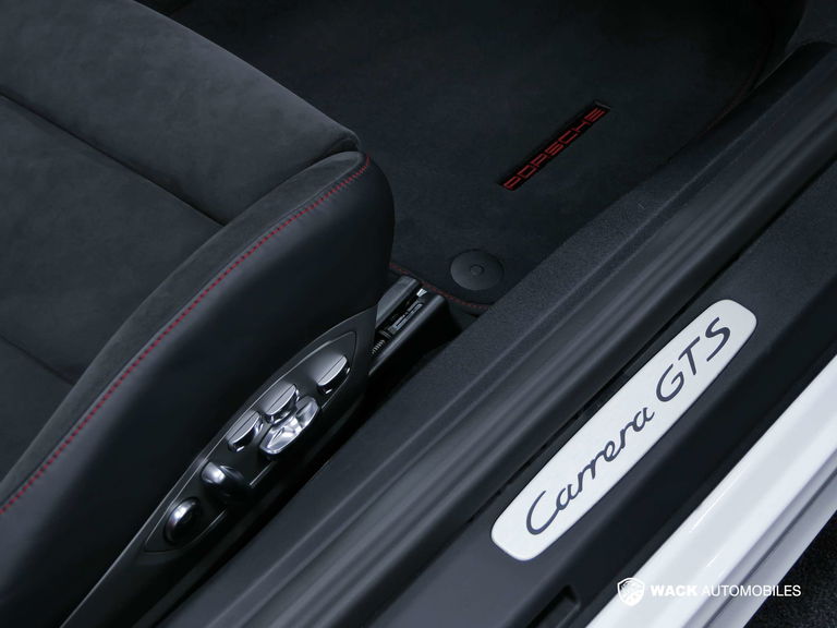 Porsche 991.2 Carrera GTS