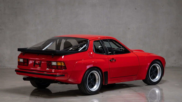 Porsche 924 Carrera GTS